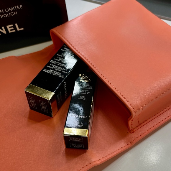 Chanel Peach Spring Makeup Bag - Picture 2 of 5